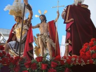 Soldado-Romano-de-rodillas-con-espada-y-lanza.-Misterio-Cristo-Resucitado.-Pozoblanco-Cordoba-2002_4